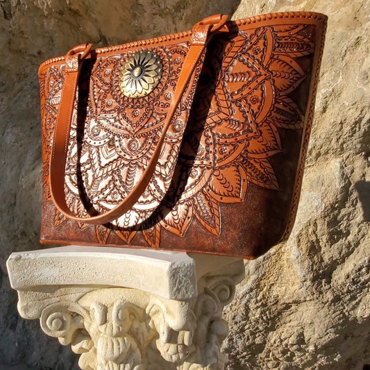 Can Leather Handbags Be Dyed? The Art and Science Behind this Process - MIOHERMOSA