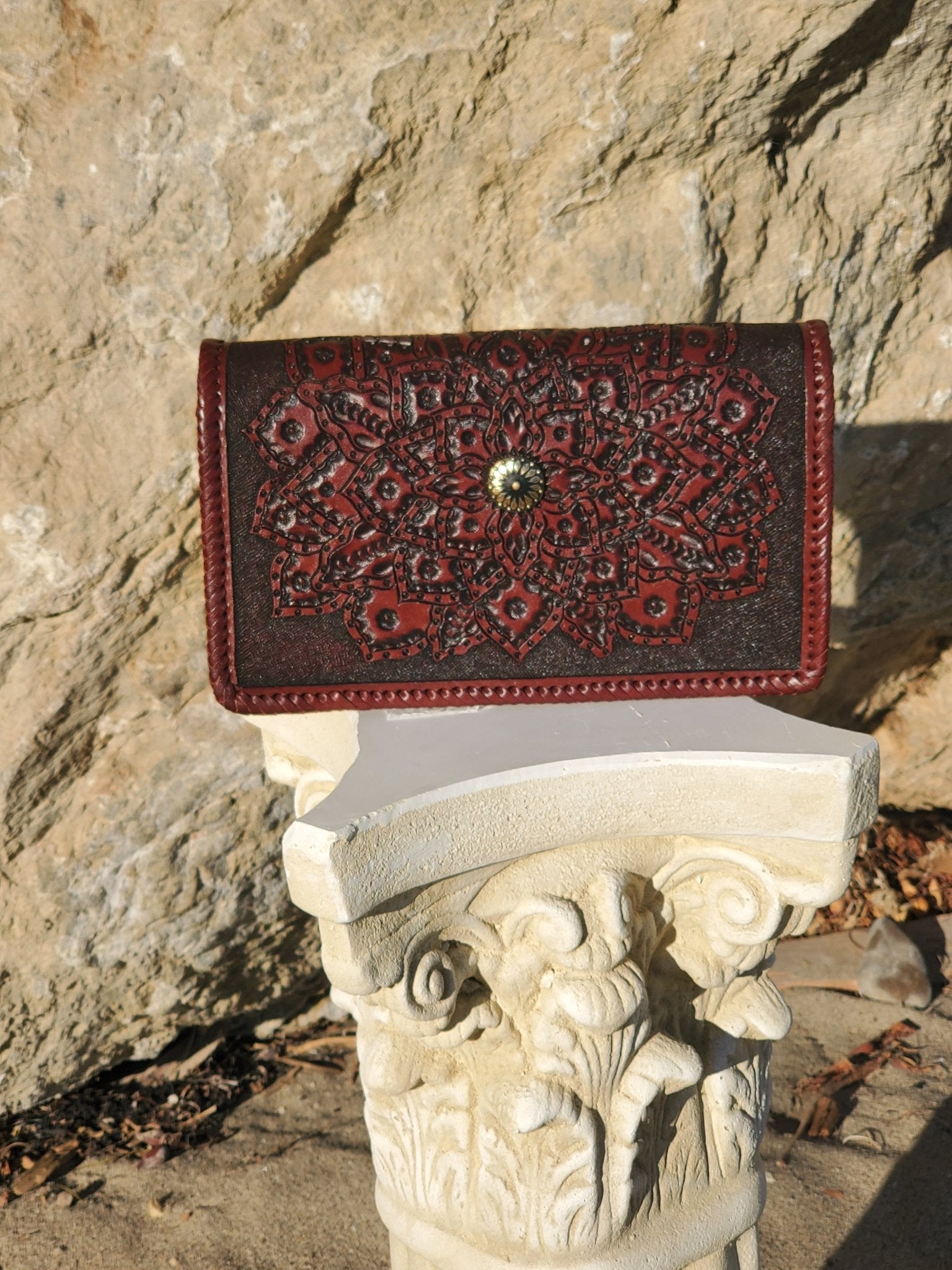 Brown Leather Crossbody Bags | Elegant Crossbody Bag | MIOHERMOSA