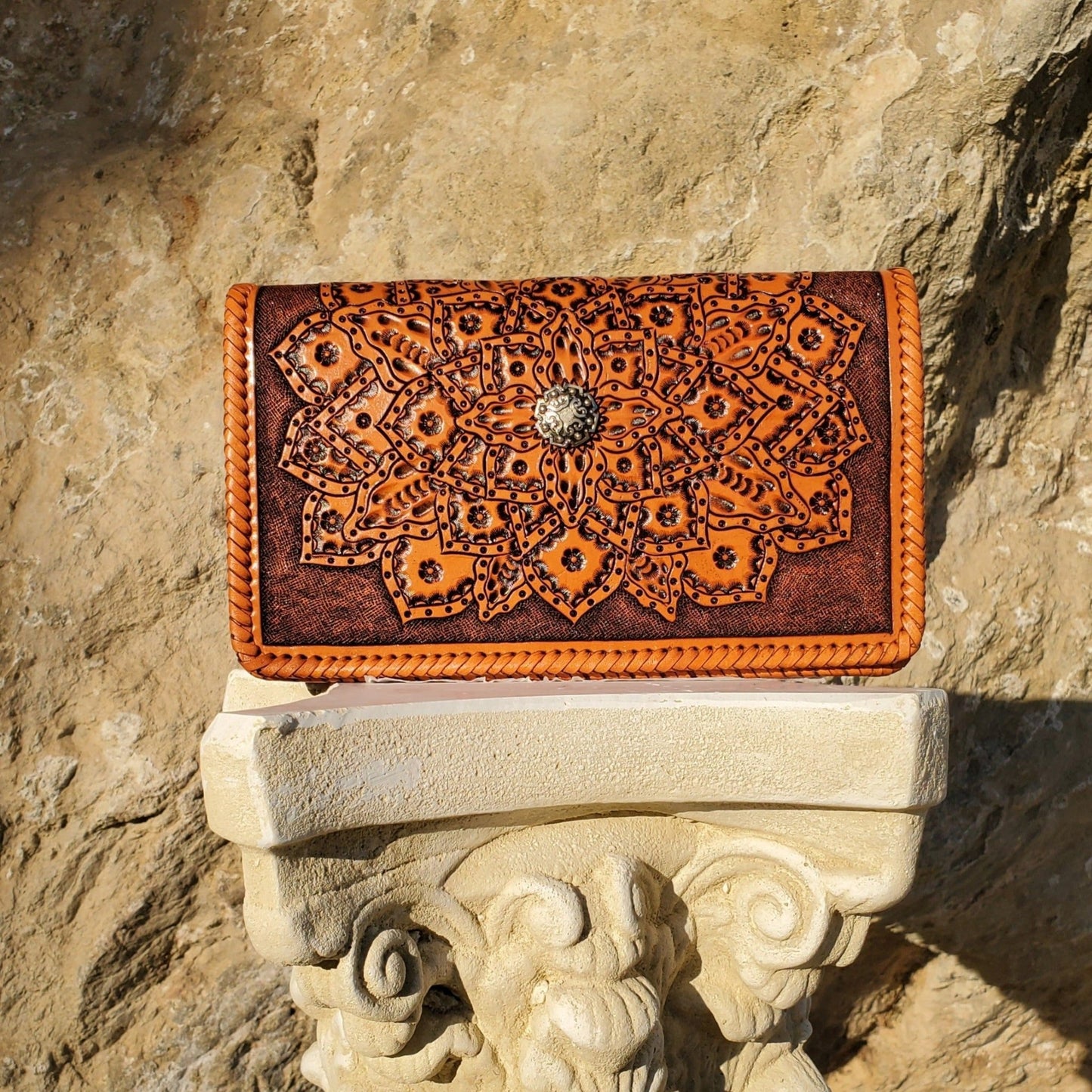 Honey Crossbody Bags | Honey Leather Crossbody Bags | MIOHERMOSA