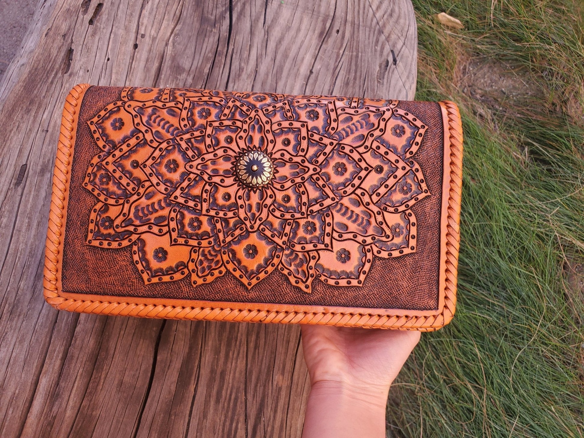 Cecelia Honey Crossbody Bags | Honey Crossbody Bags | MIOHERMOSA