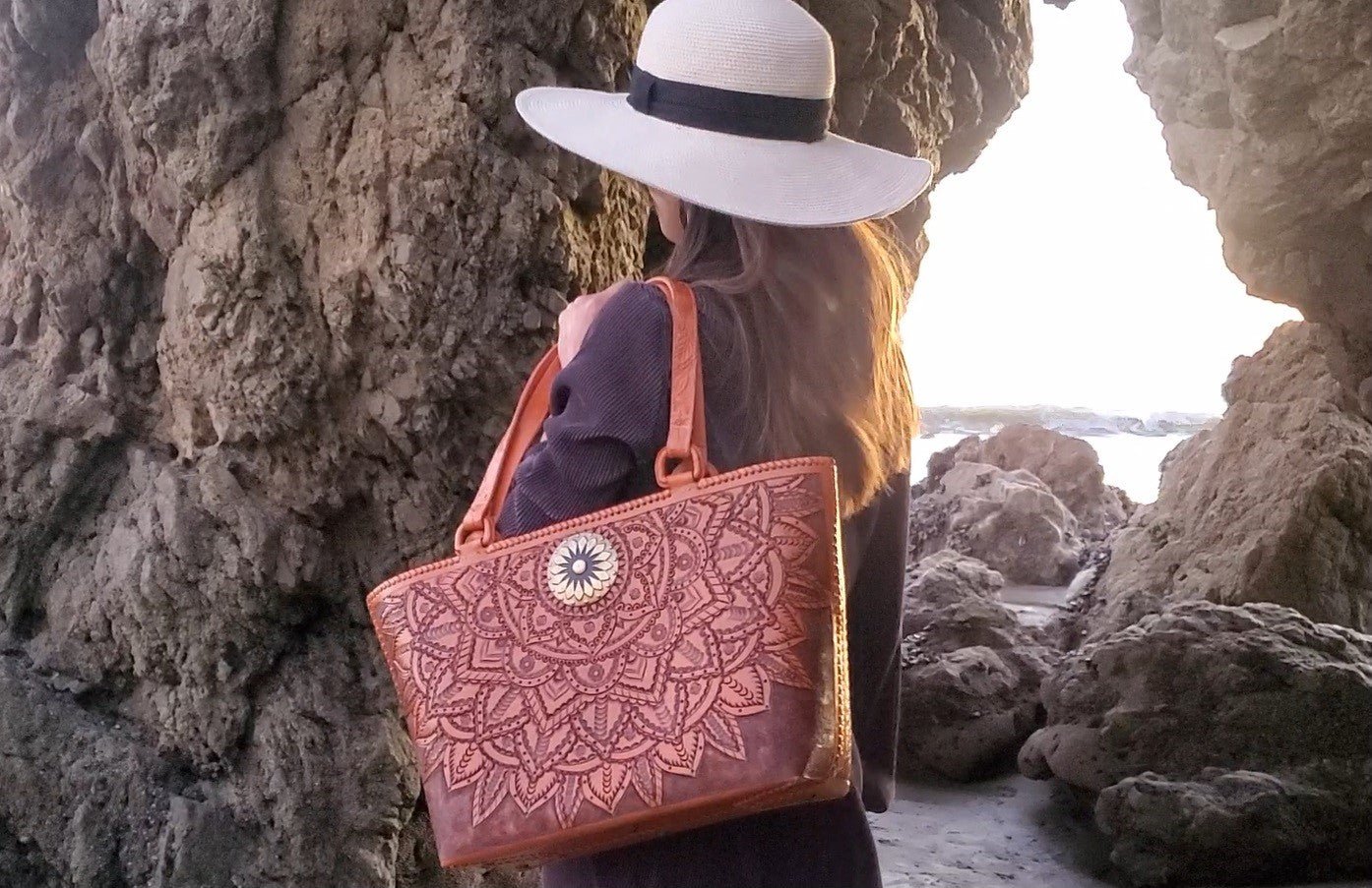 Miohermosa "Mia" Honey Leather Tote Bag - MAYAN SUN TOP - MIOHERMOSA