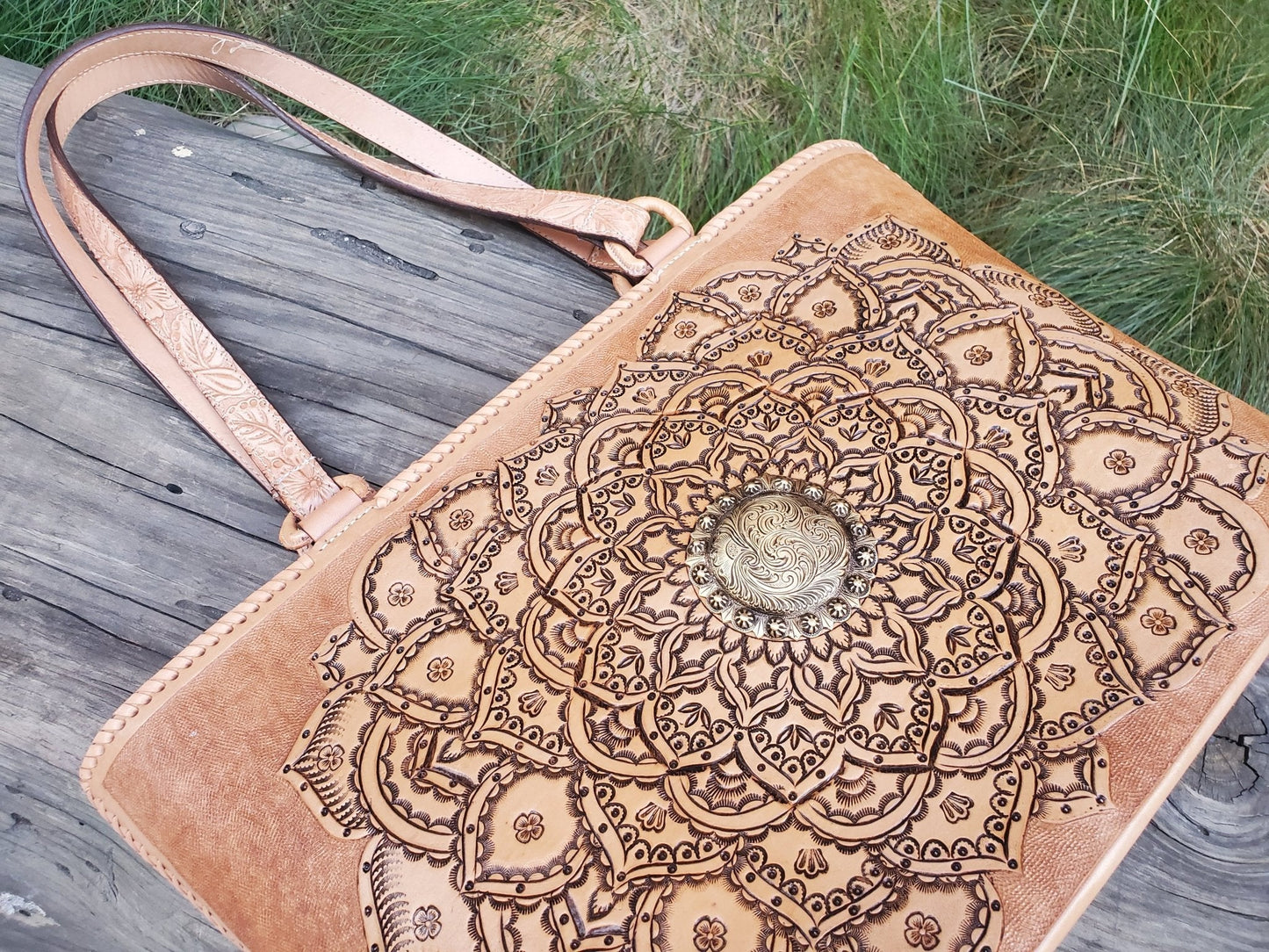 Natural Leather Tote | Mia Leather Bag | MIOHERMOSA