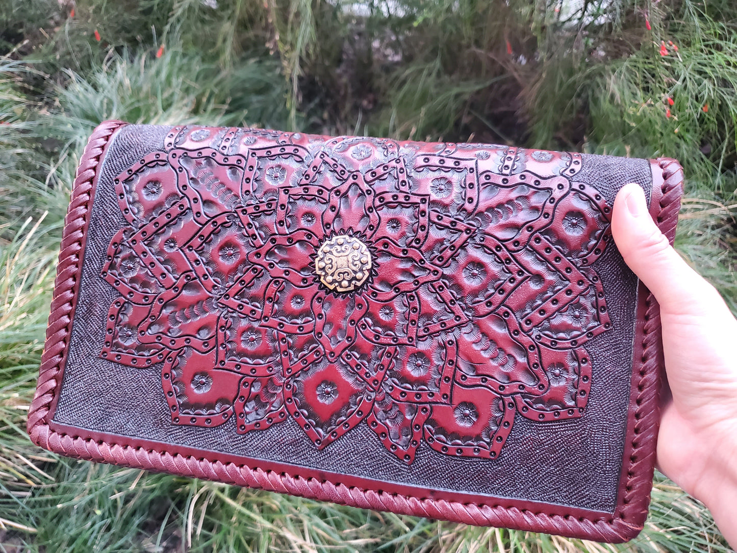 Hand Made Leather Crossbody Bag "CECELIA" by MIOHERMOSA Brown Cecilia Mayan Middle