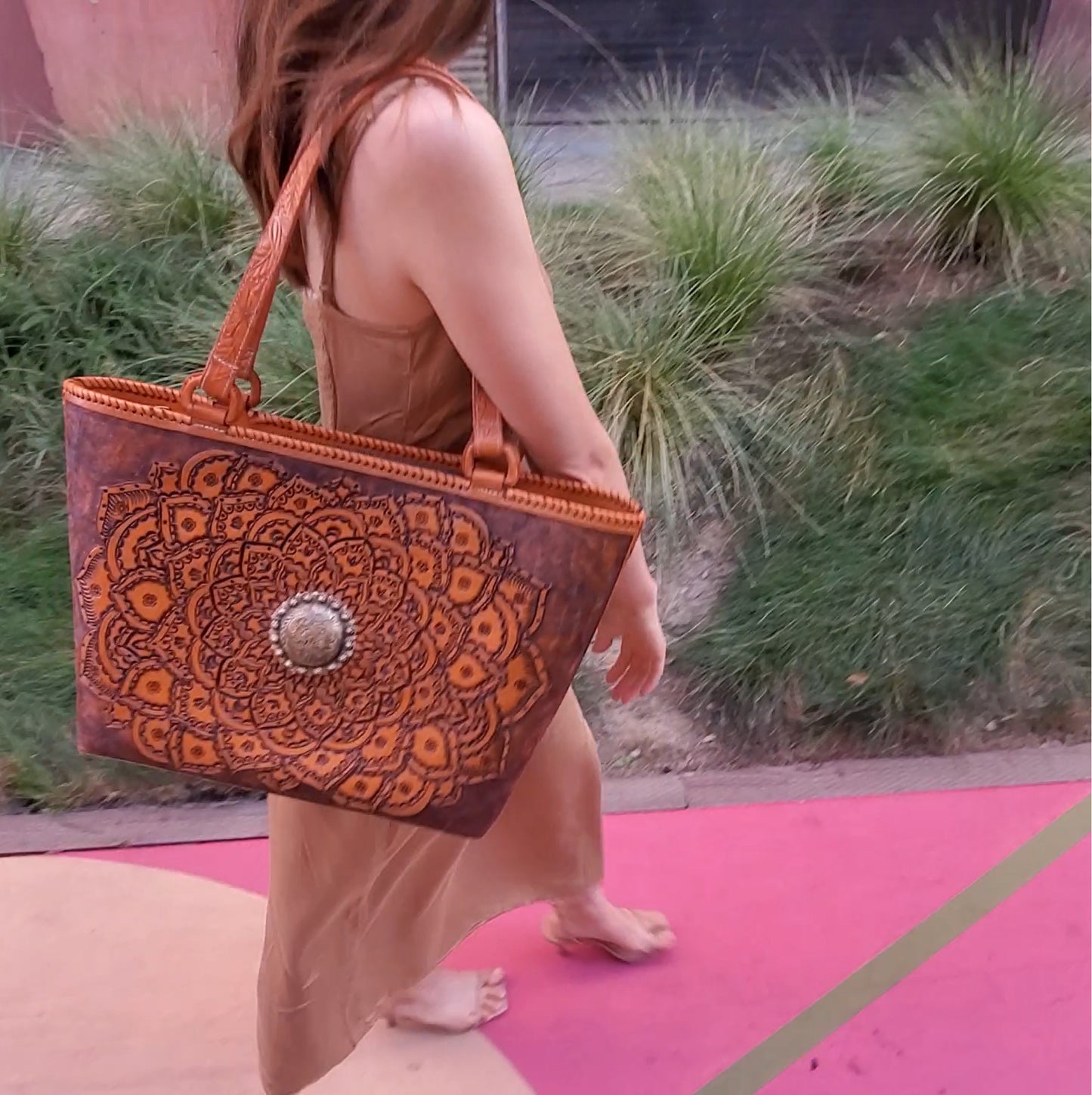 Hand Made Leather Tote Bag "MIA" by MIOHERMOSA Honey Mia Mayan Sun Top