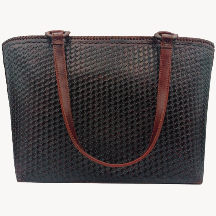 Full‑grain leather tote with honeycomb texture – back panel.