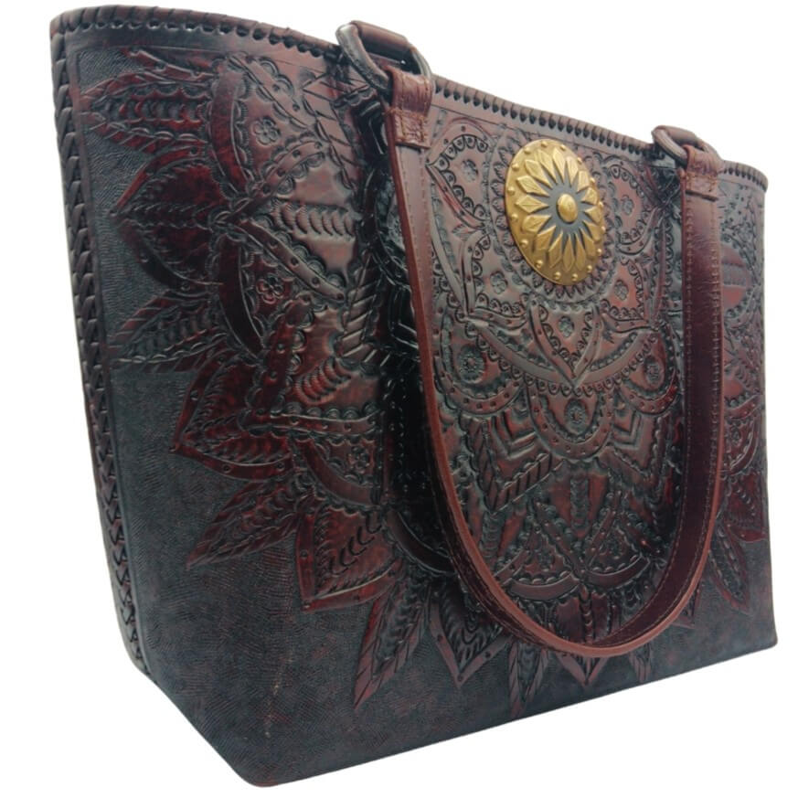 miohermosa-serenidad-eterna-tooled-leather-purse-left-angle