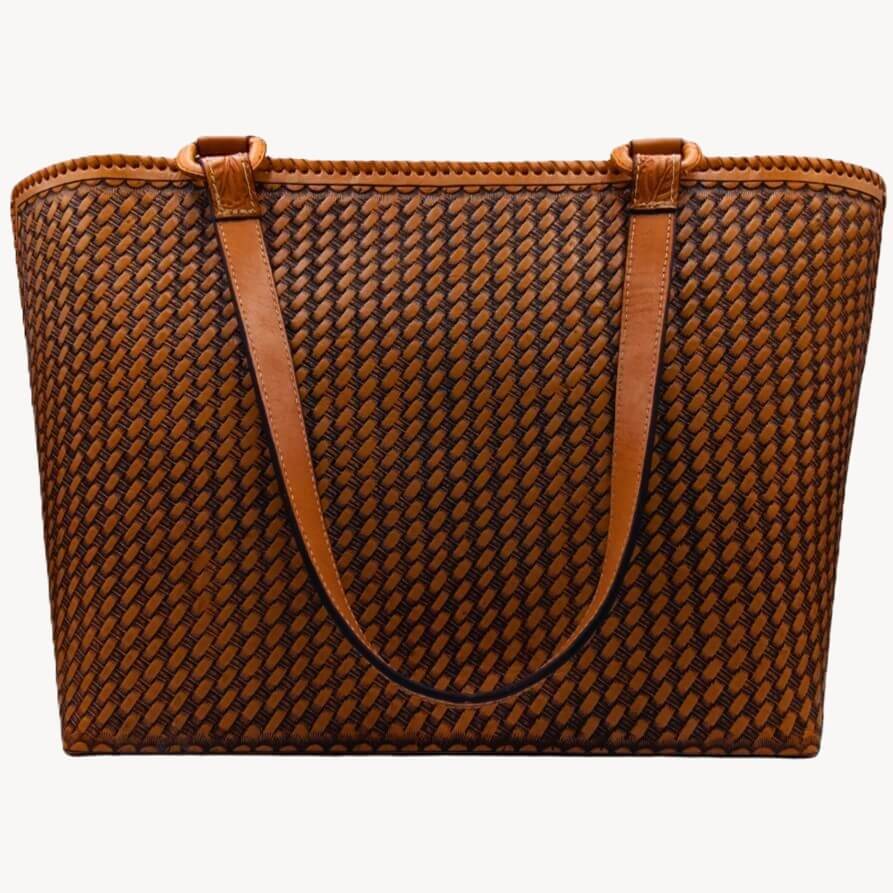 Honeycomb‑textured full‑grain leather back panel with shoulder straps.