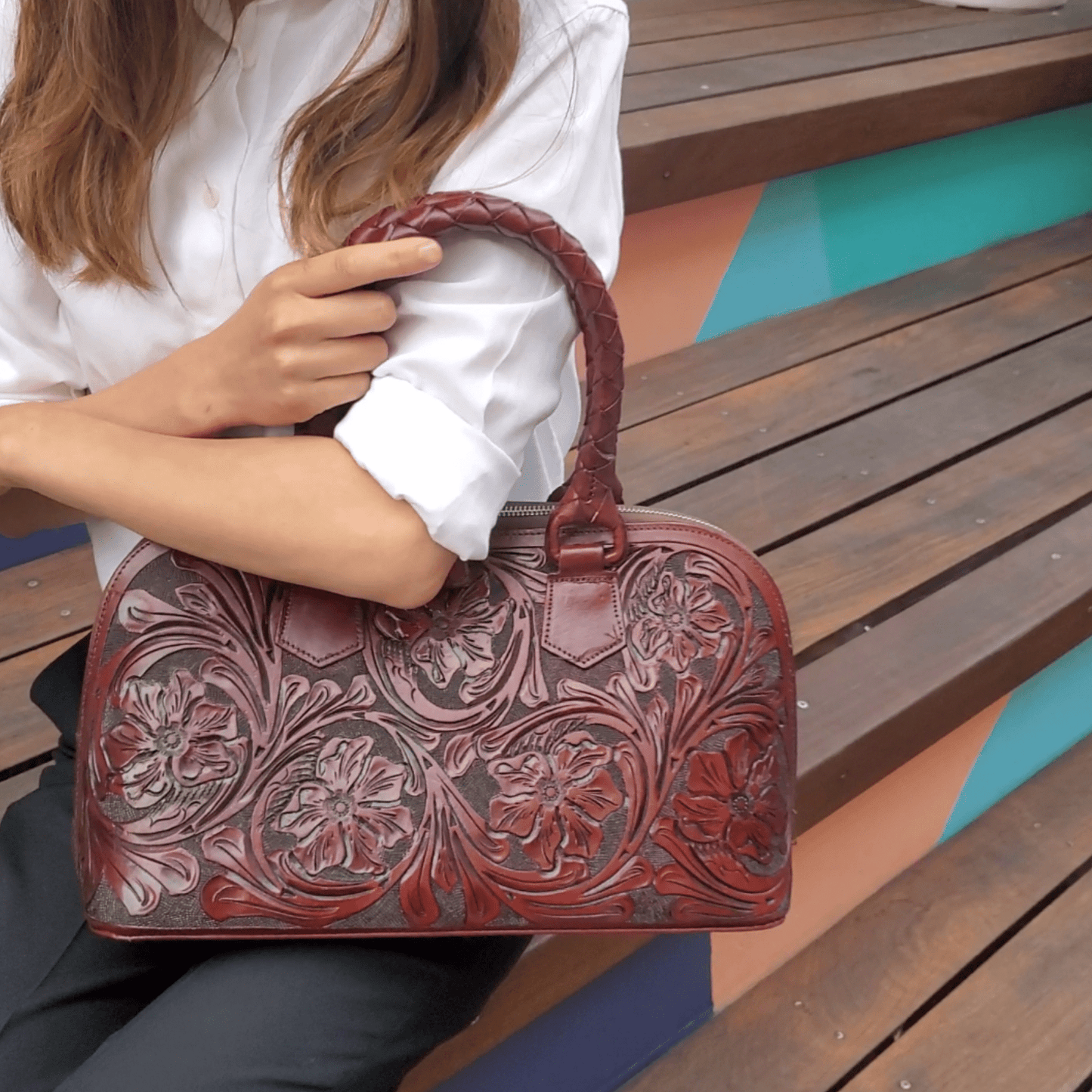 Stylish Natural Leather Bag | Leather Satchel | MIOHERMOSA