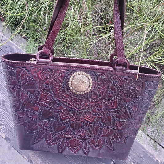 Elegant Leather Tote | Mia Brown Handbag | MIOHERMOSA