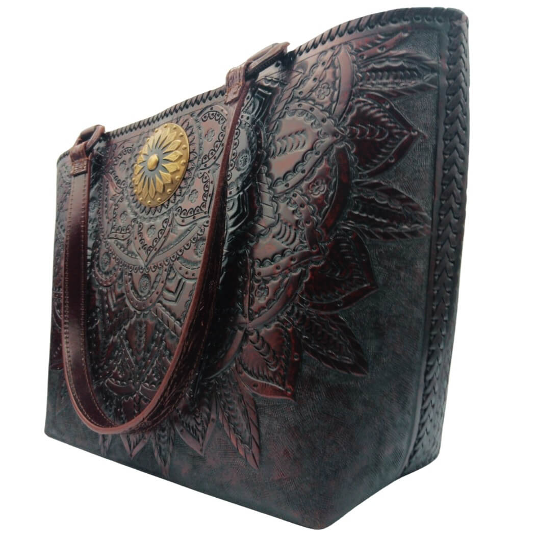 miohermosa-serenidad-eterna-handmade-handbags-right-angle