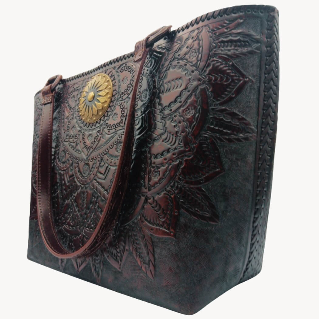 miohermosa-serenidad-eterna-handmade-handbags-right-angle